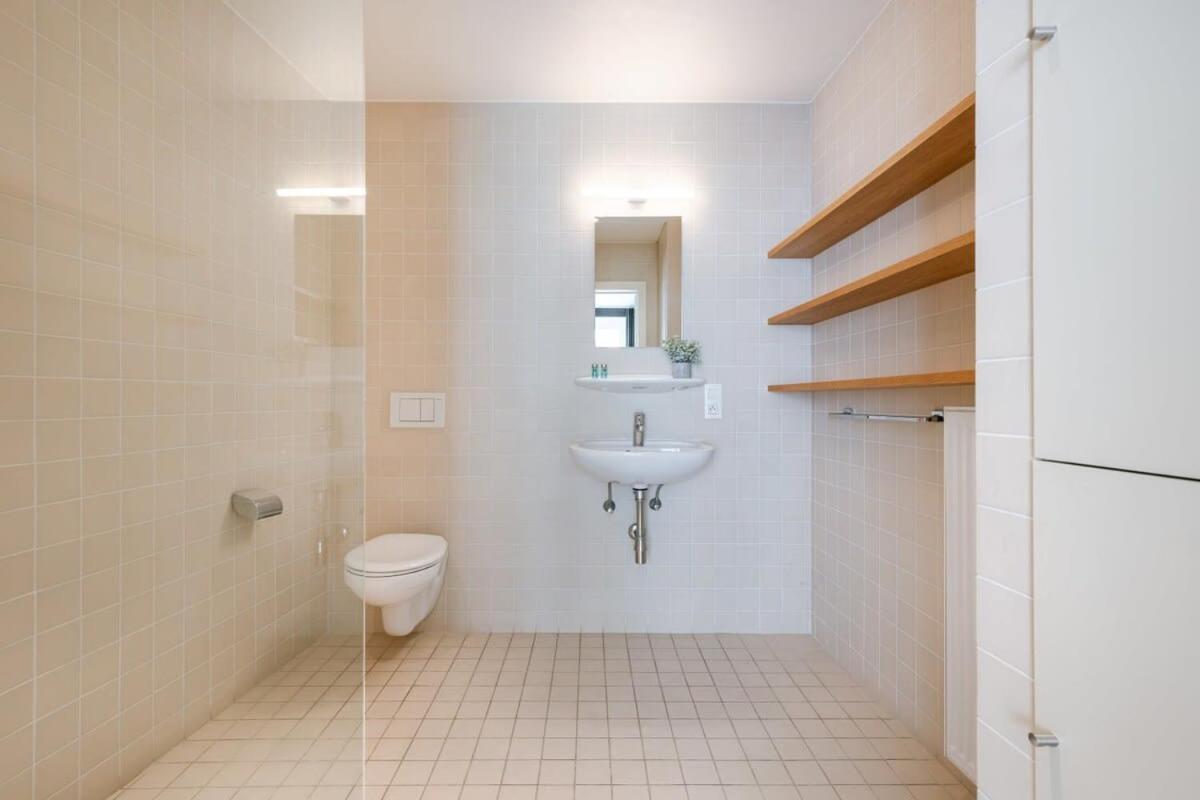 Huswell - Spacious Guest In