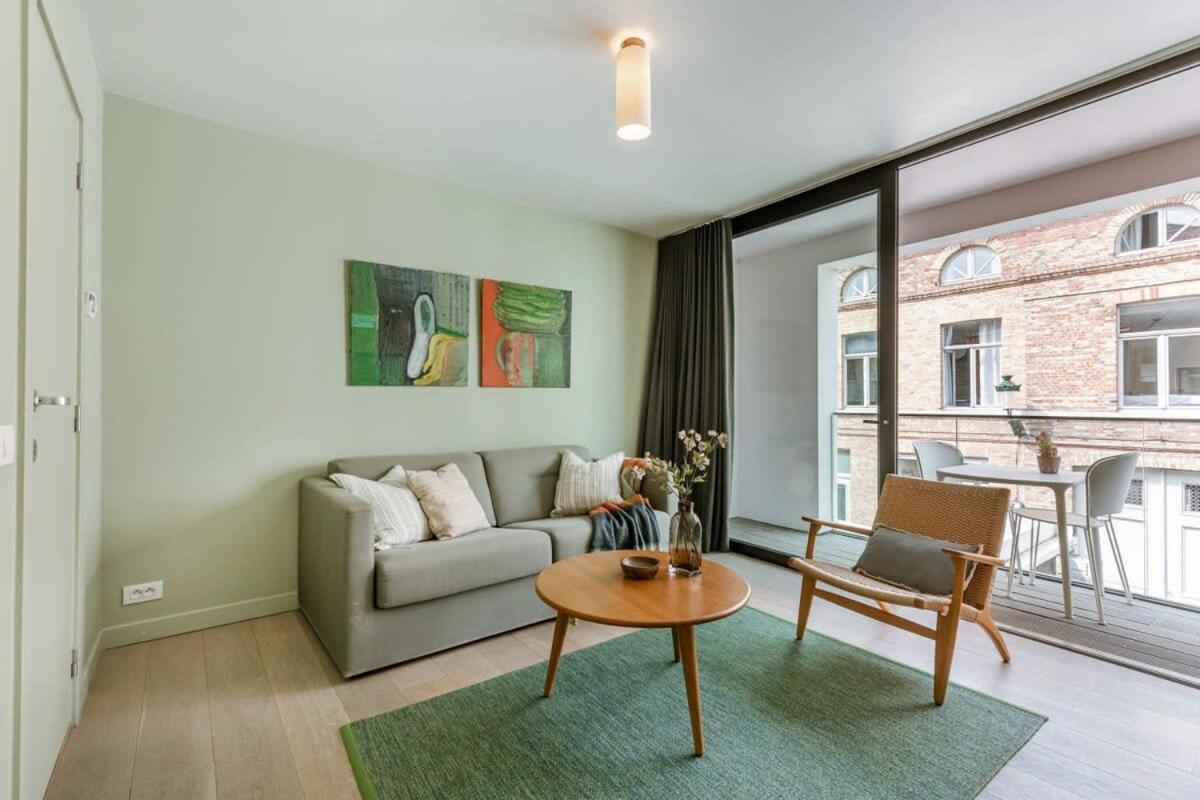 Huswell - Spacious Guest In *